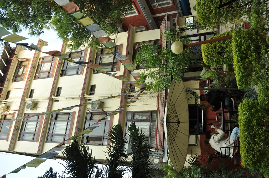 Hotel Florid Катманду Экстерьер фото