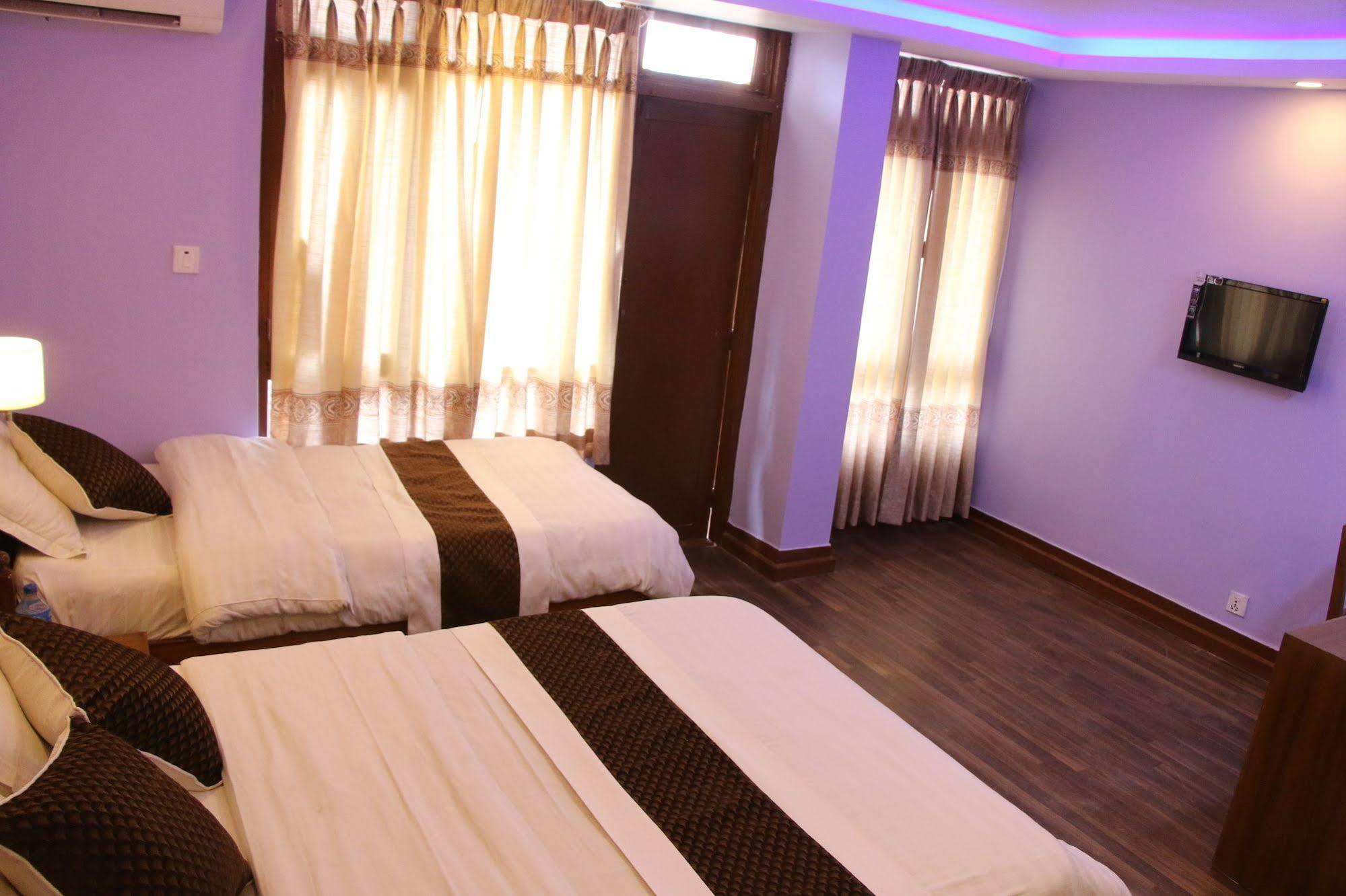 Hotel Florid Катманду Экстерьер фото